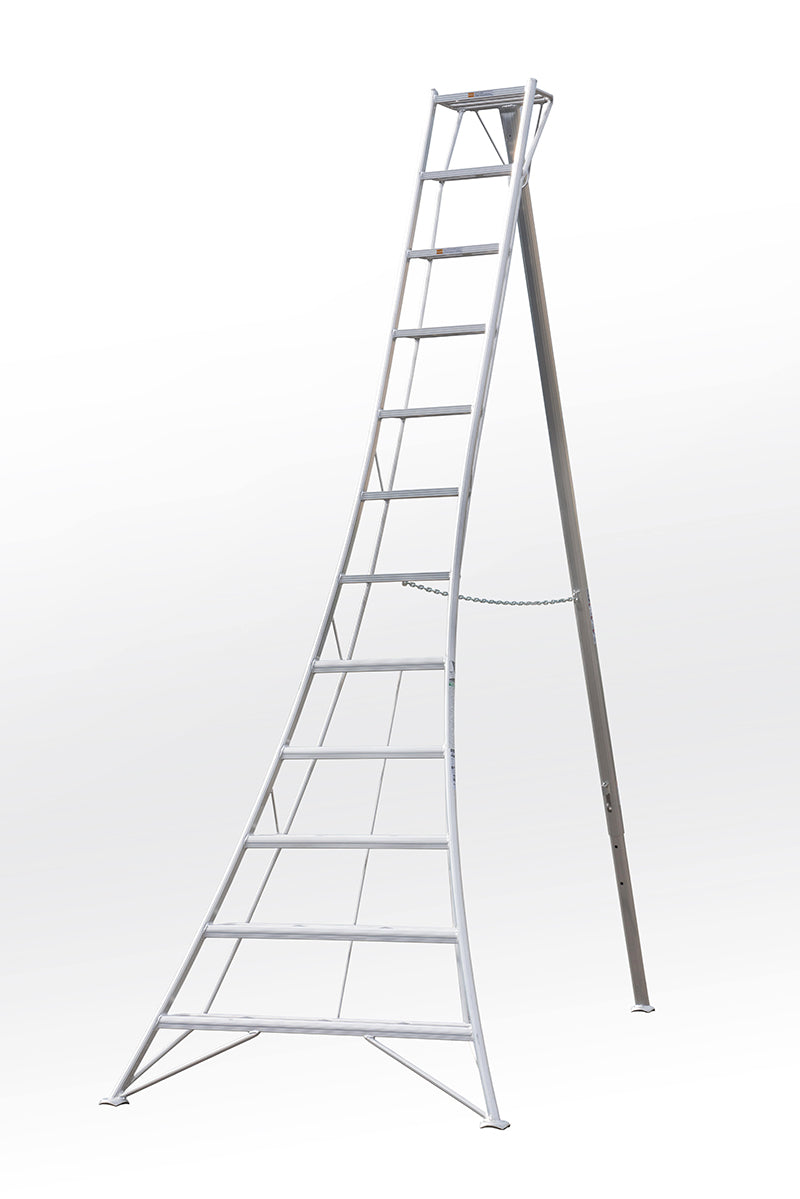 HASEGAWA ORIGINAL TRIPOD LADDER